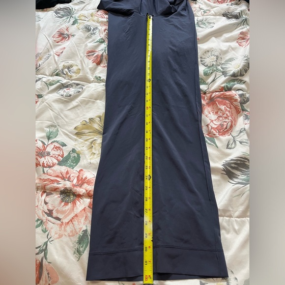 Lululemon Noir Pants in cadet blue size 6 - Picture 2 of 5